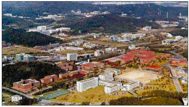 Daedeok Science Town (1973-1989): Research Park led mainly by
public research institutes and universities.