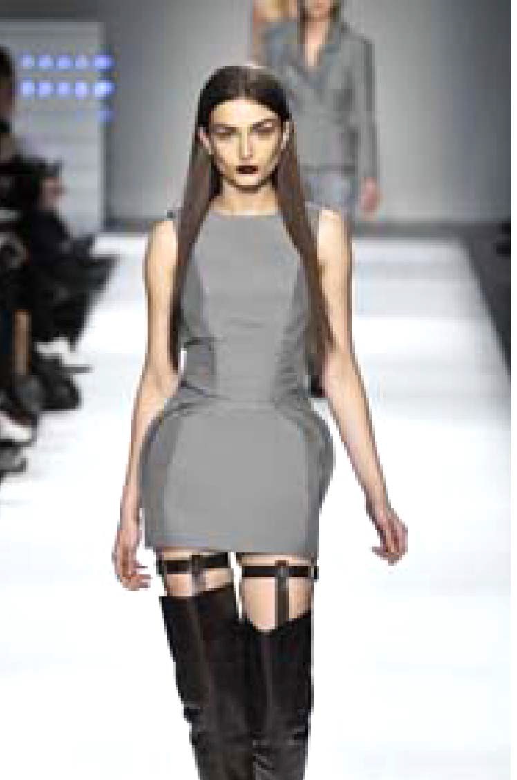 09 F/W Hussein Chalayan. www.firstview.com/collection.php?p=40&amp;id=20996&amp;of=46