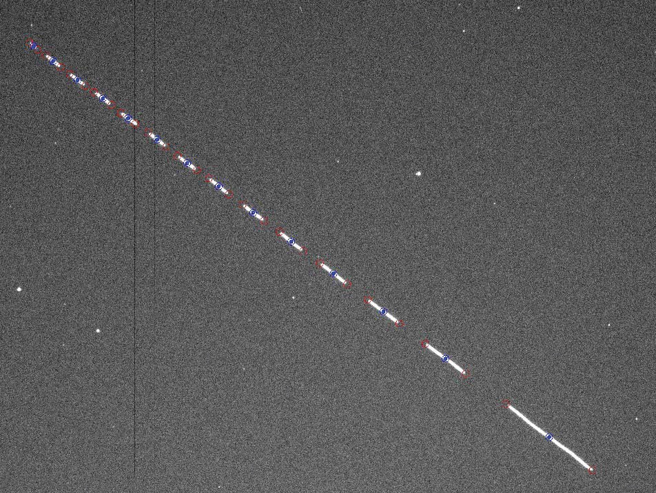 Streaks detected using SExtractor in the image SHOT0002_0006.