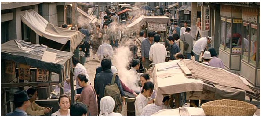 The closing street market scene in Once Upon a Time in Seoul (MK Pictures, 2008)