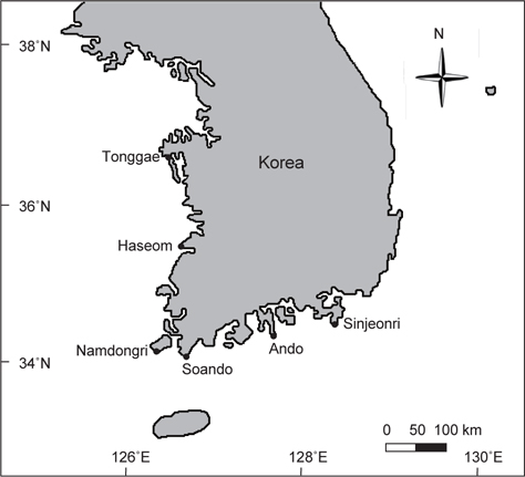 A map of study sites and the location of Marine National Park, western-southern coasts of Korea.