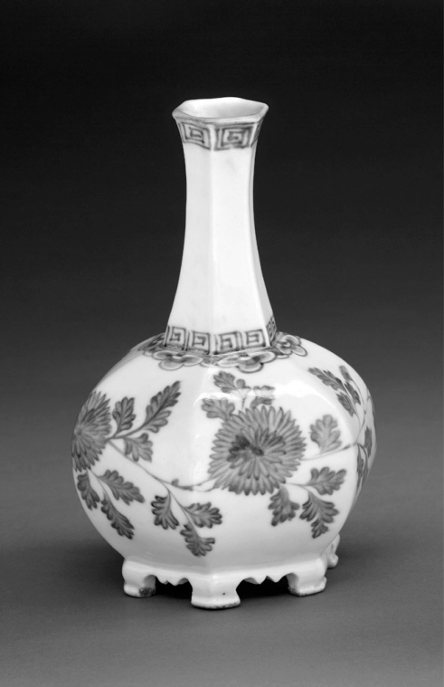 Hexagonal bottle, Korea, Joseon dynasty (1392？1910), 19th century, porcelain, 21 x 14 x 14 cm., Samuel P. Harn Museum of Art, gift of General James A. Van Fleet (1988.1.13)